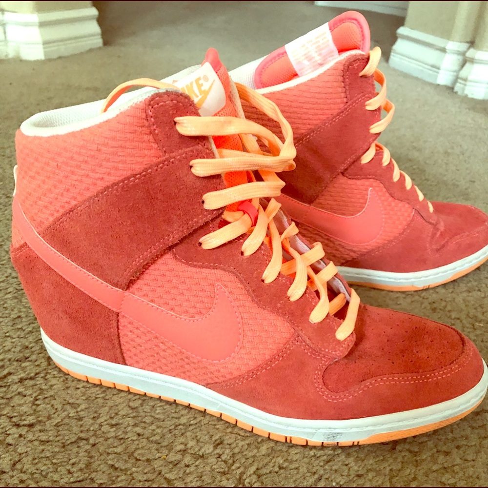 Nike sky hi dunks